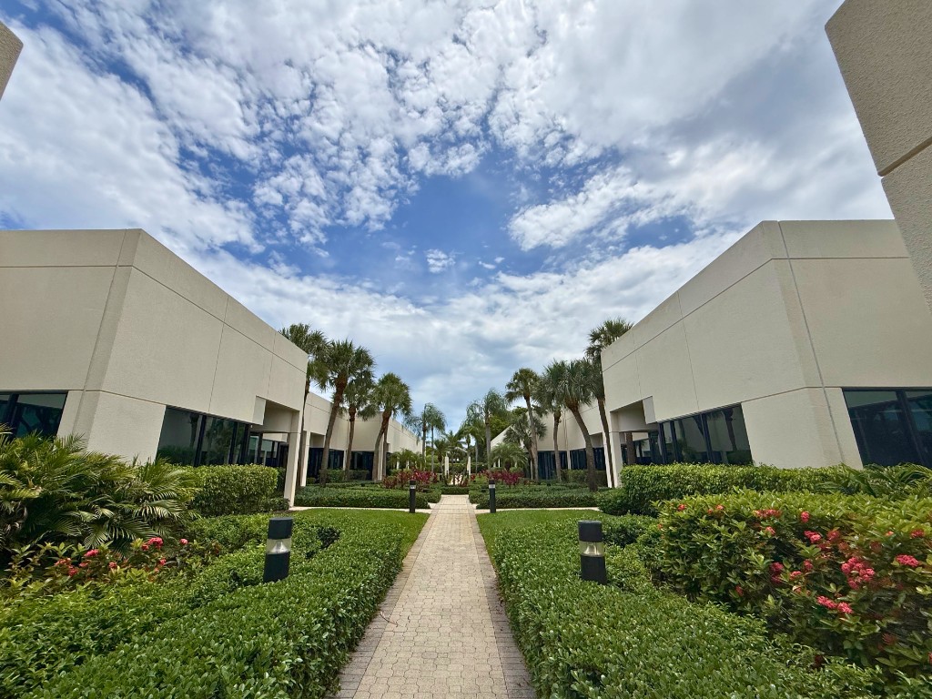 Boca commercial center after cleaning